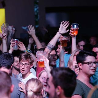 FETZNFLIEGEN80.jpg